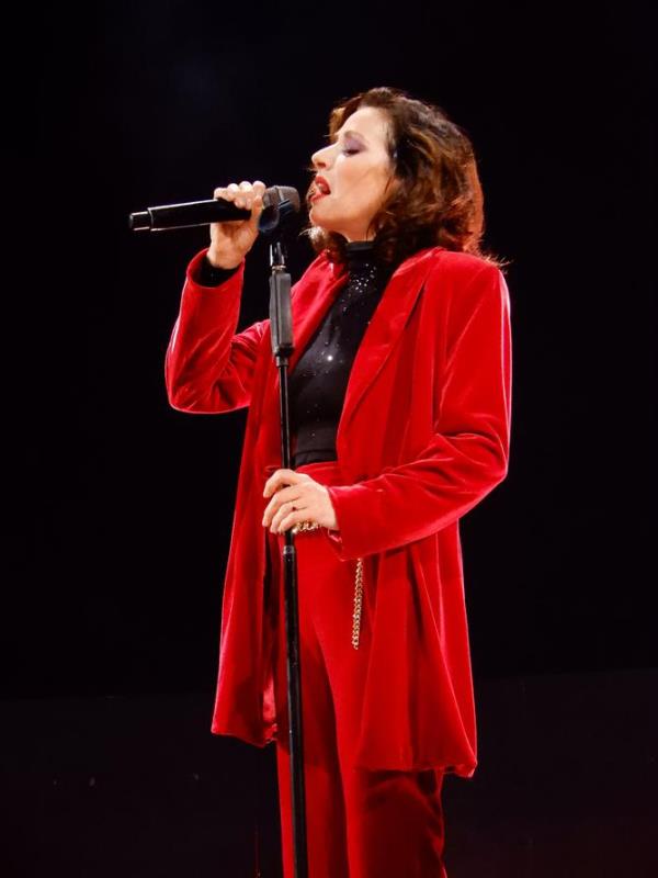 Tina Arena