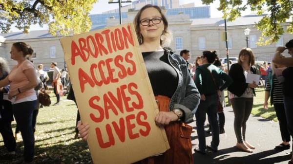 SUNTAS: Rally on women<em></em>'s health and access to abortion services, Parliament Lawn.