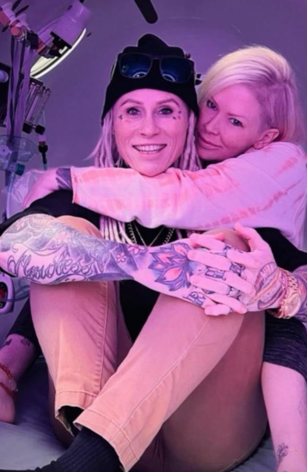 Jenna Jameson and Jessi Lawless